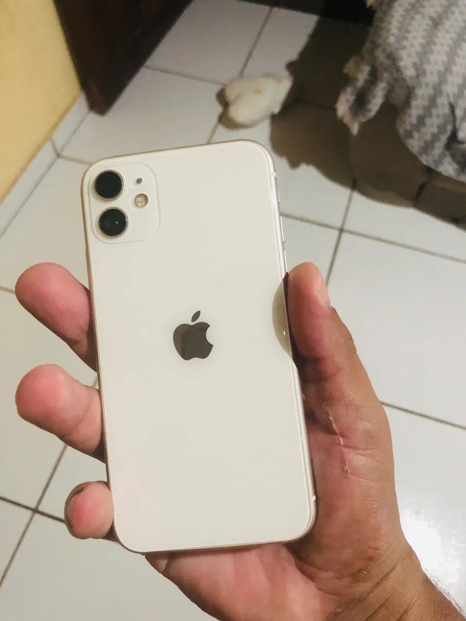 iPhone 11 (face id funcionando)