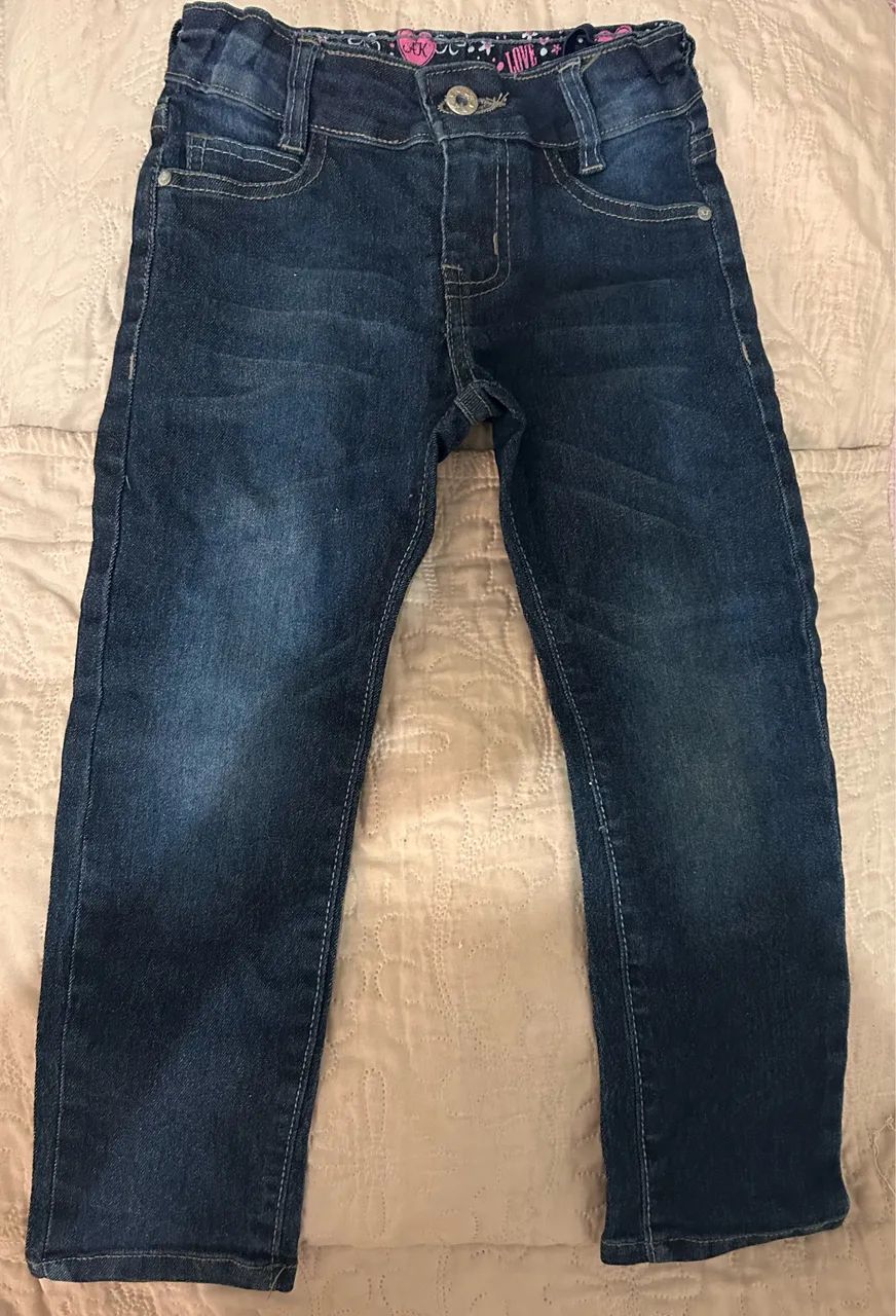 Calça jeans TAM 2 e 3 anos 