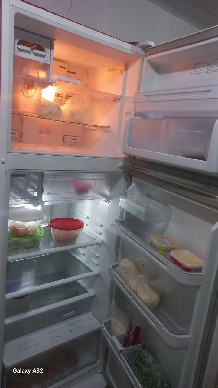 Geladeira eletrolux - Foto 2