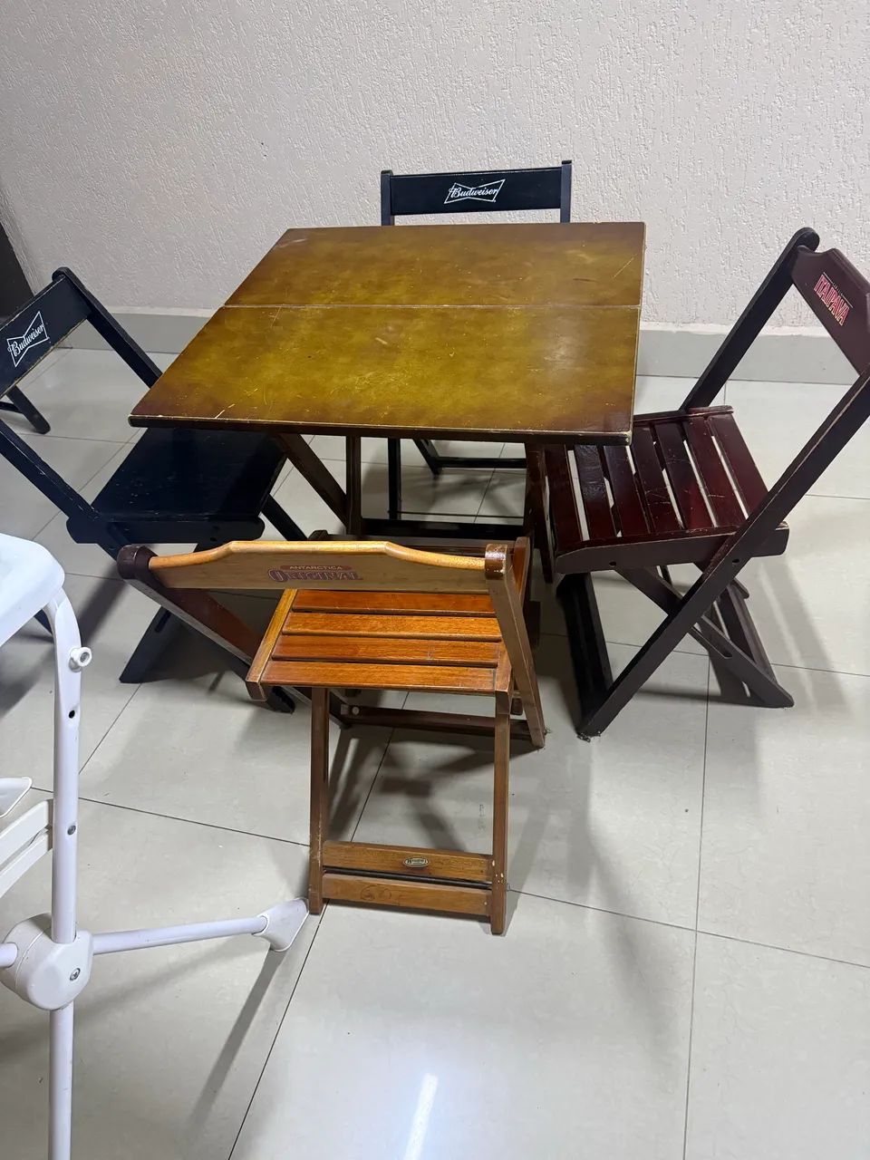 Jogo mesa madeira 