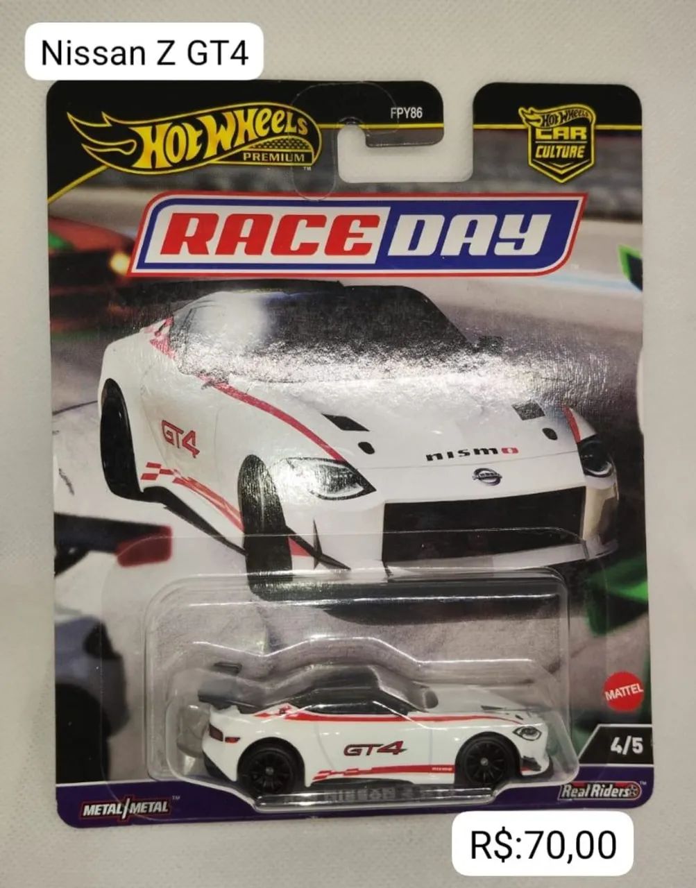 Hot Wheels Premium Nissan Z GT4