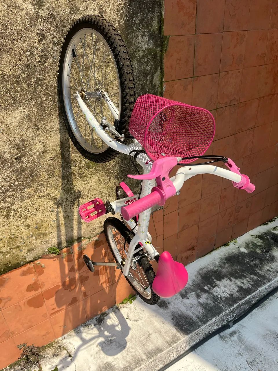 Vendo Bicicleta Caloi Ceci Aro 20 - usada  - Foto 2