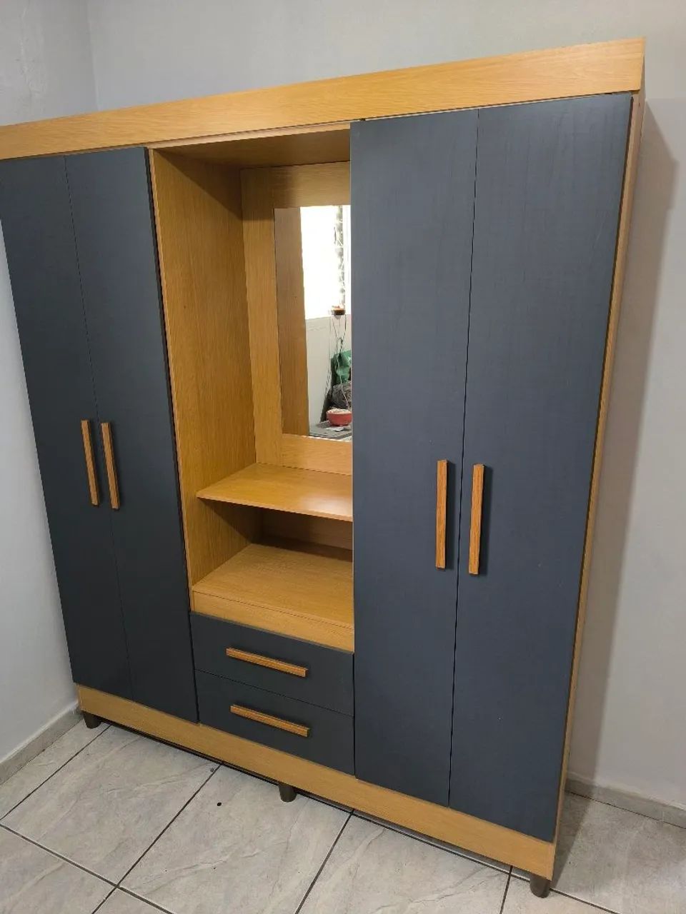 Guarda Roupa Capelinha 4 Portas  - Foto 4