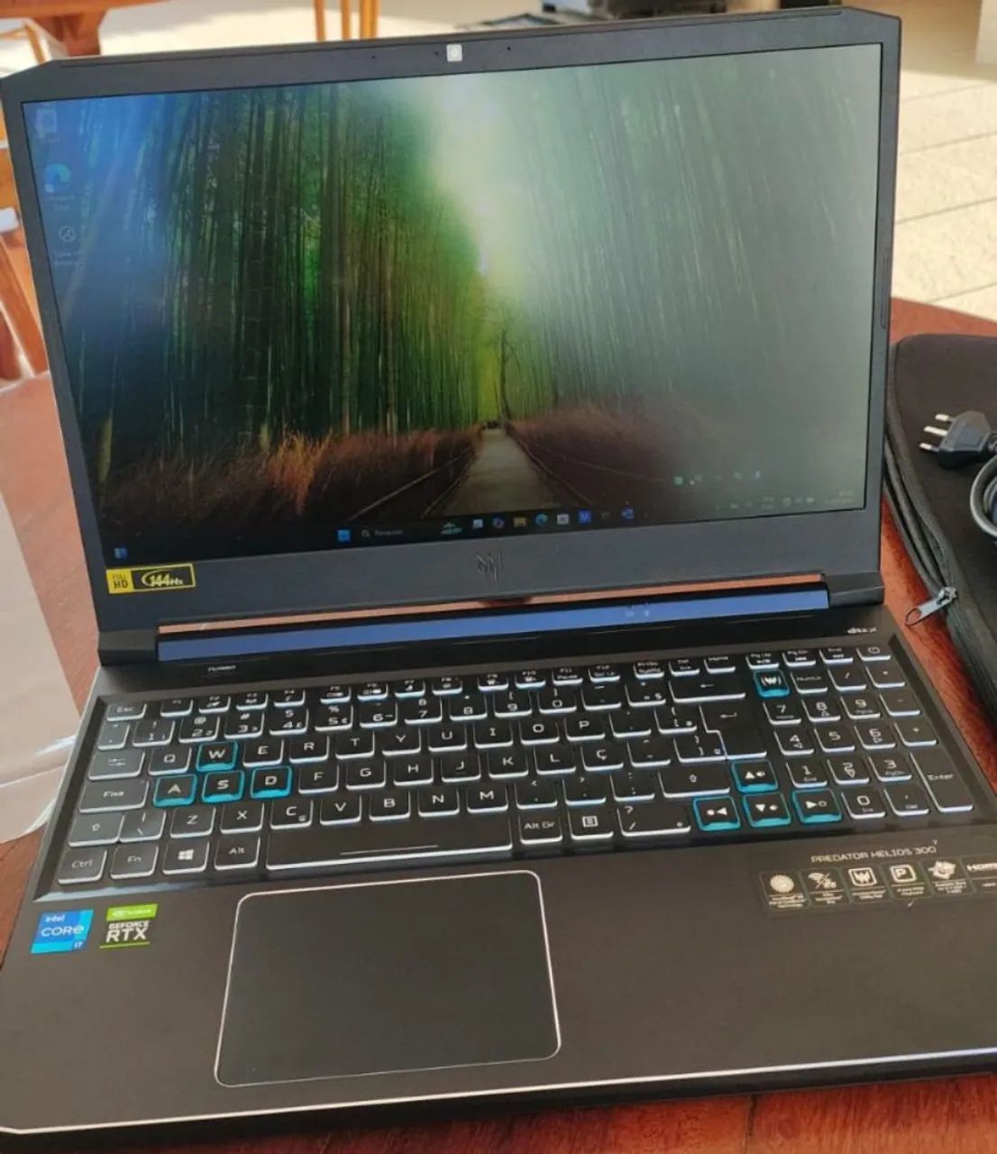 Predator Hélios 300 - Foto 2