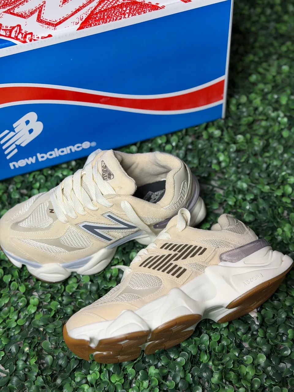Tênis New Balance 9060 