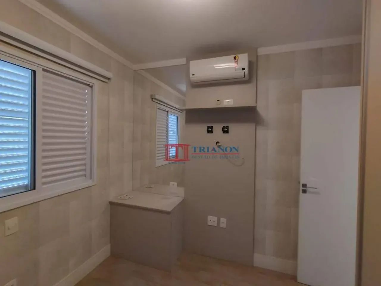 Apartamento no Ed. Duo c/ 3 dormitórios com armários e Ar condicionado, 101 m² - Vila Inde - Foto 3