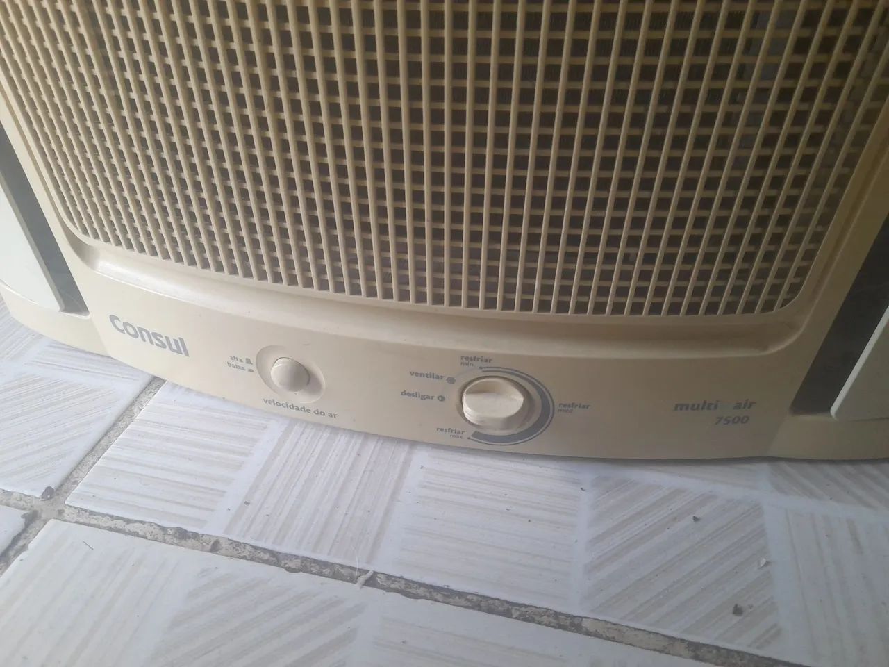 Vendo  ar condicionado com defeito - Foto 4