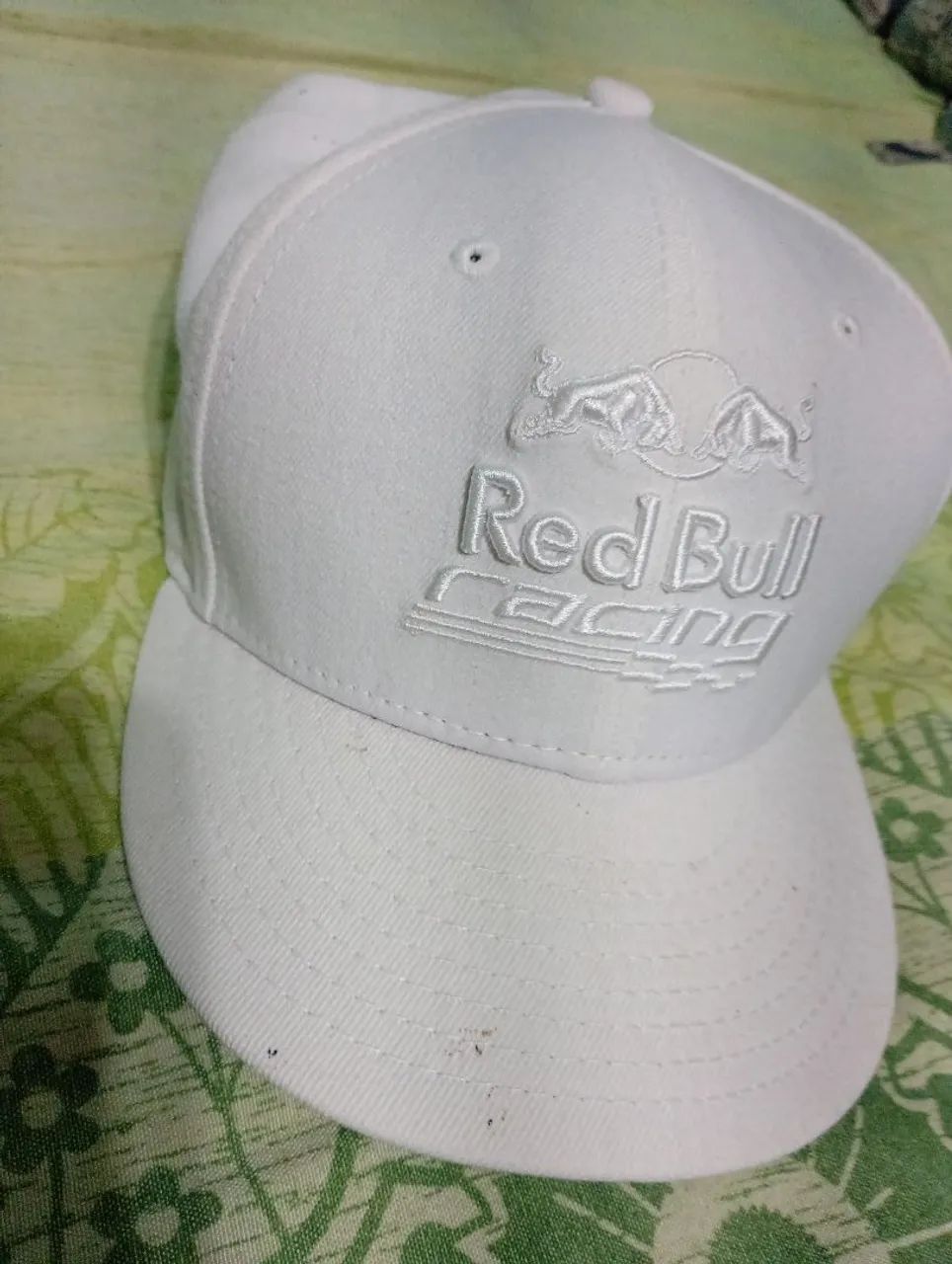 2 Bonés Redbull e Urgh novos  - Foto 3