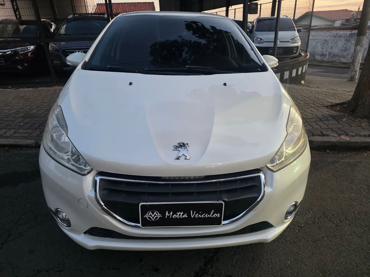 Peugeot 208 Active/active Pack 1.5 Flex 8V 5P 2015 - Foto 2