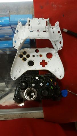 Concerto de controles ps4 e one