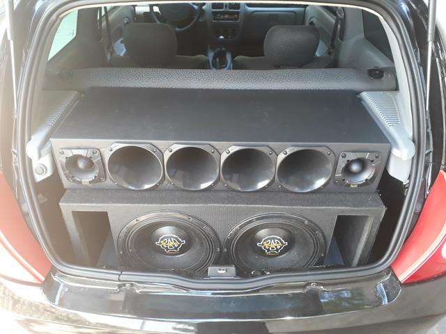 Som automotivo