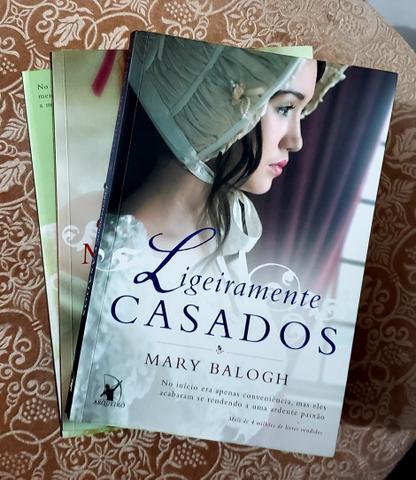 6 Livros da coleção " Os Bedwins" - Mary Balogh - Foto 2