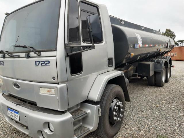 Ford Cargo 1722 Truck com Tanque de Combustível - Foto 4