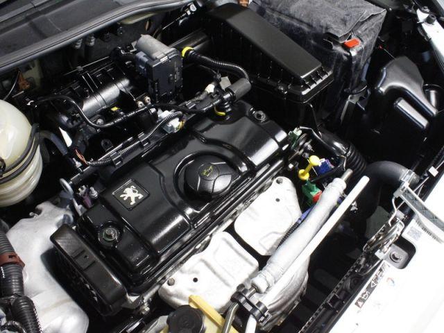 207 Sedan Passion XR 1.4 Flex 8V 4p - Foto 13