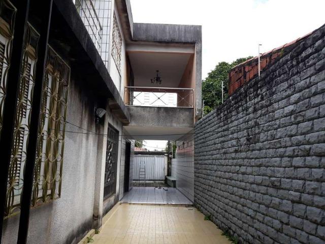 Casa com 8 Quartos à Venda - Foto 6