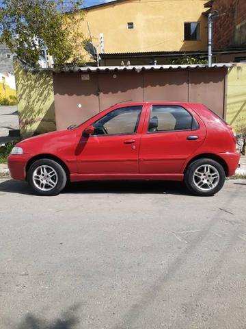 Troco por outro carro troco apenas por outro carro
