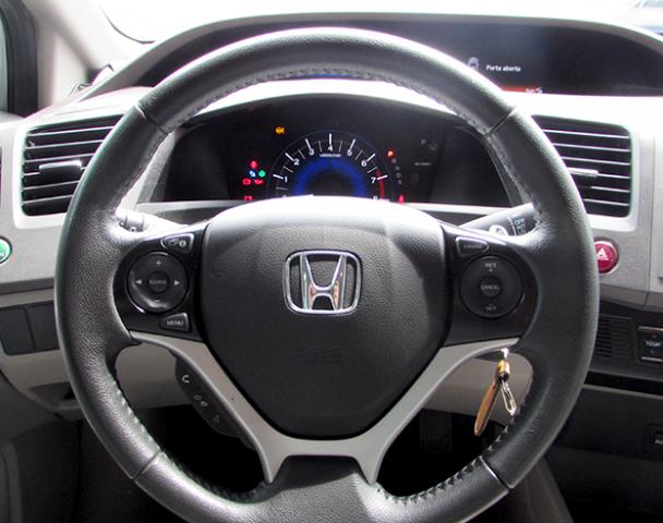 Honda Civic Sedan LXR 2.0 Flexone 16V Aut. 4p FLEX AUTOMÁT - Foto 4