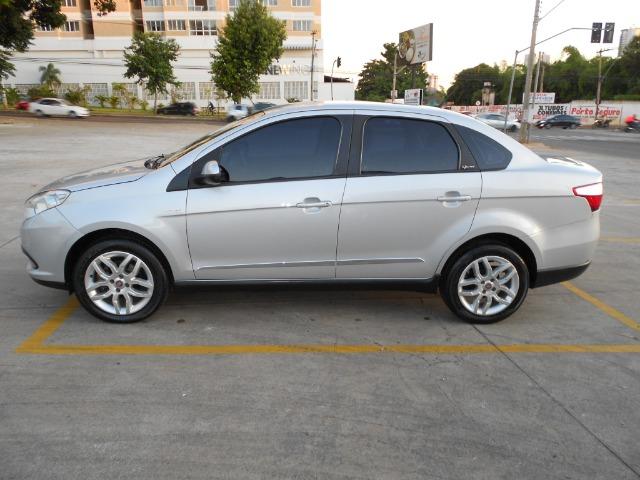 Fiat grand siena essence 1.6 flex 2012/2013 automatico completo novissimo - Foto 6