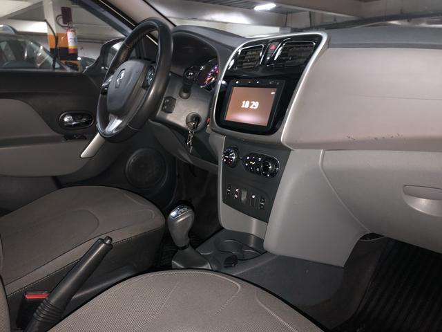 Logan 1.6 Easy-R Dynamique 2016 / 2017 Oferta R$ 38.200,00 - Foto 8