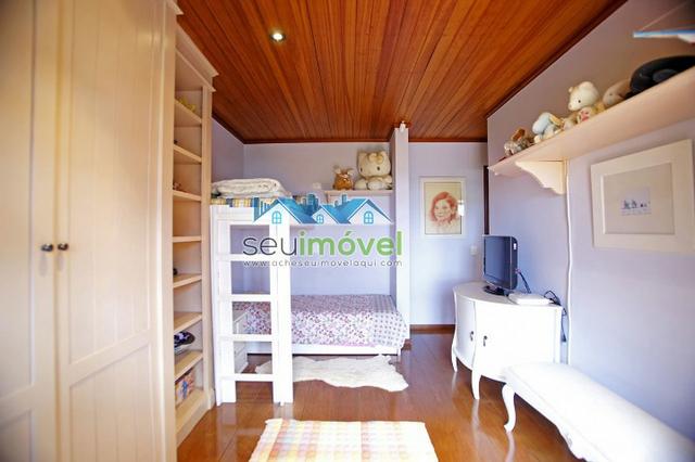 Exclusivo imóvel à venda em área nobre com 04 suítes!!! - Foto 16