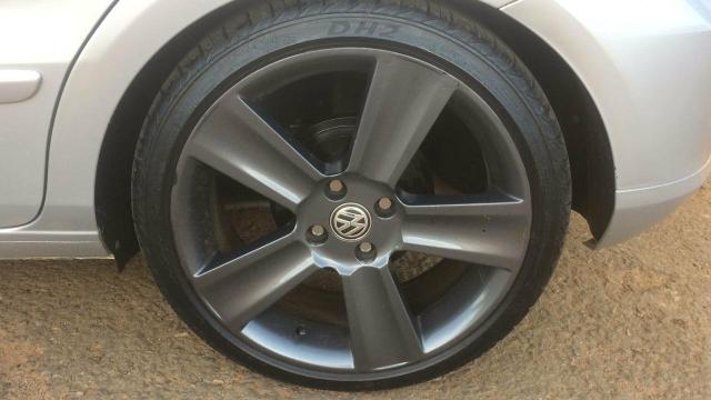 Vende-se Roda 17