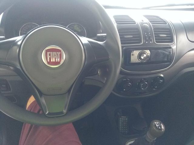 Fiat Grand Siena 1.4 2013 - Foto 11