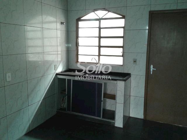 Casa para alugar com 2 dormitórios em Santa mônica, Uberlândia cod:72 - Foto 4