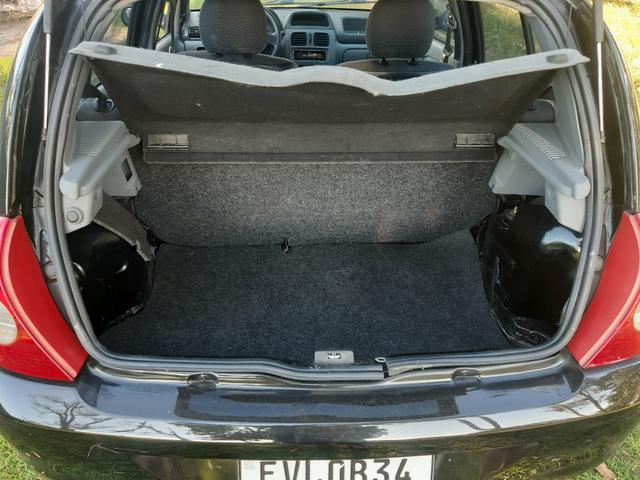 Renault Clio 1.0 10/11 Básico - Foto 9