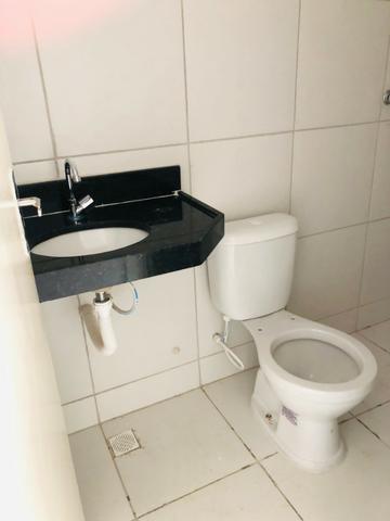 DP duplex com 3 quartos,2 banheiros,garagem,coz. americana,amplo quintal prox messejana - Foto 5