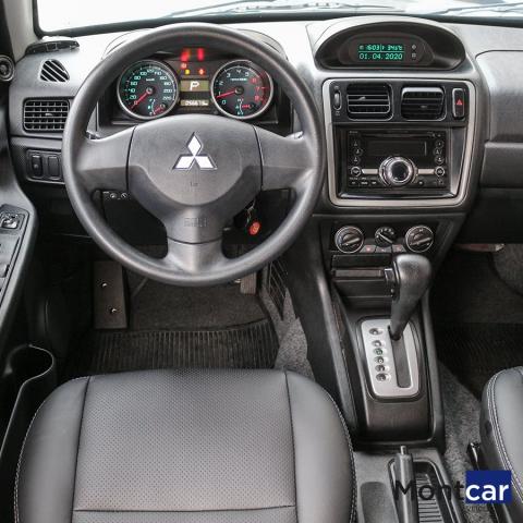 PAJERO TR4 2015/2015 2.0 4X2 16V 140CV FLEX 4P AUTOMÁTICO - Foto 5