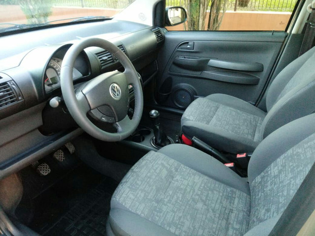 Volks Fox 1.6 4 Portas - Foto 6