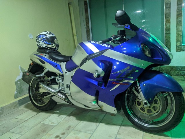 HAYABUSA SUZUKI 1300