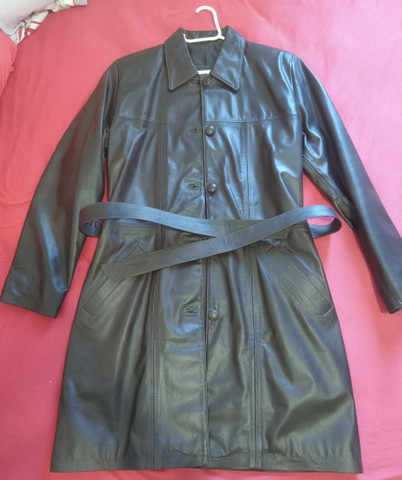 Cardigã em couro legítimo