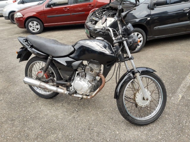 TITAN 2004 CG 125CC KSE ÓTIMO ESTADO ACEITO TROCA E PARCELO