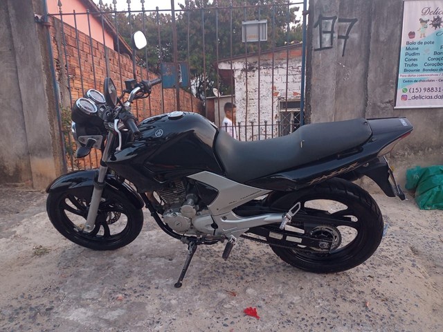 MOTO TOP