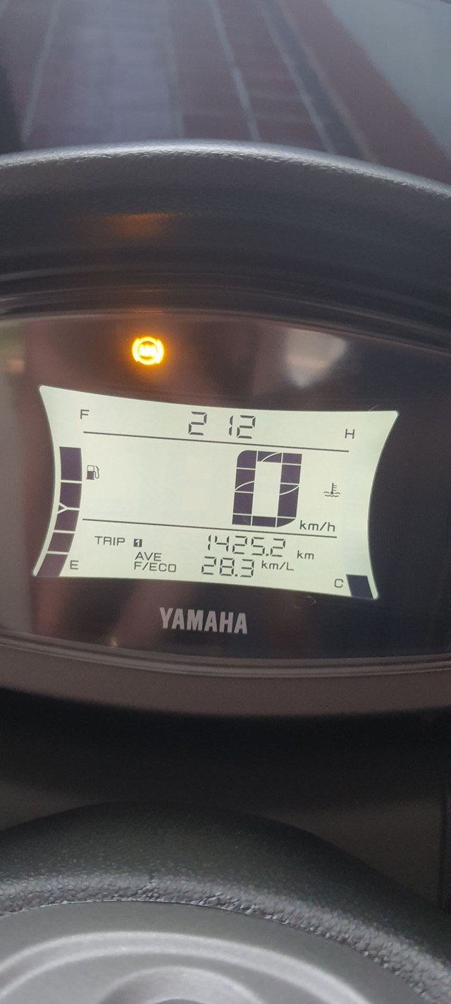 Yamaha Nmax 2022 - 1600 km Zero