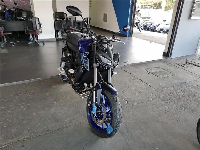 YAMAHA MT-09 MT-09