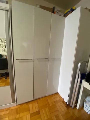 Roupeiro de canto