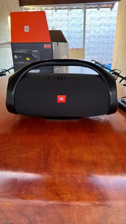 JBL - Boombox | Passo cartão