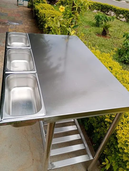 Oferta- Mesa condimentadora c/ paneleiro gradeado - Foto 3