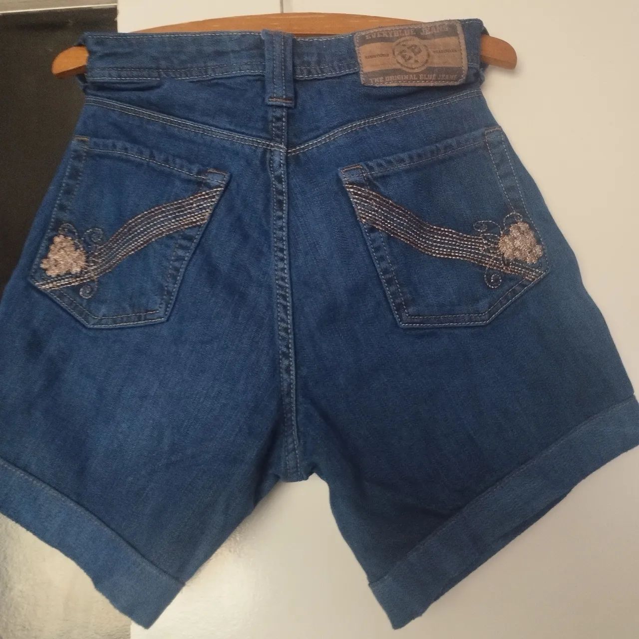 Bermuda Jeans Feminina Bordada - Tam 38 - Foto 4