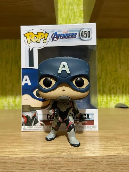 Funko Capitão América na caixa - Foto 4