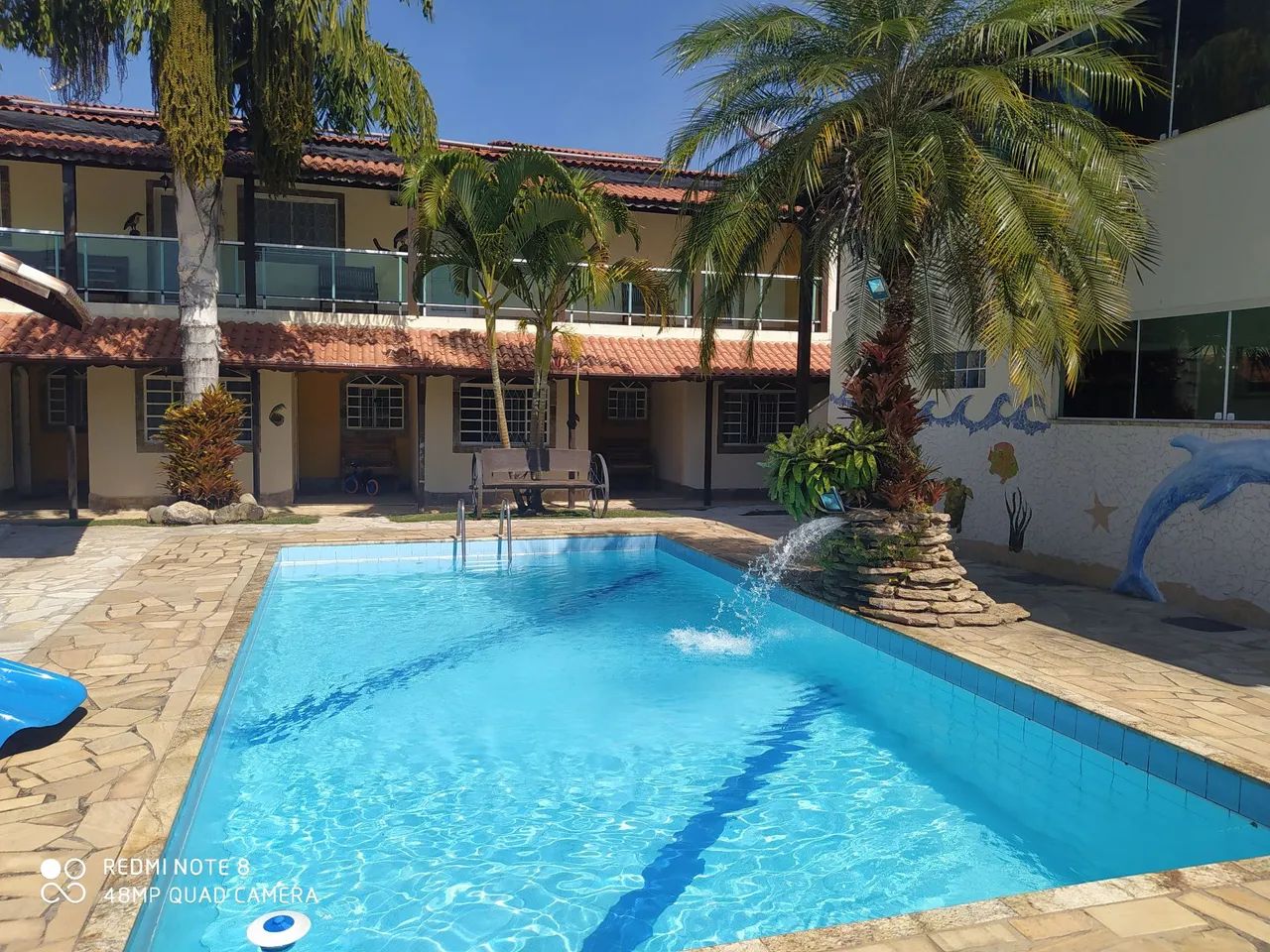 Flat com Piscina em pousada