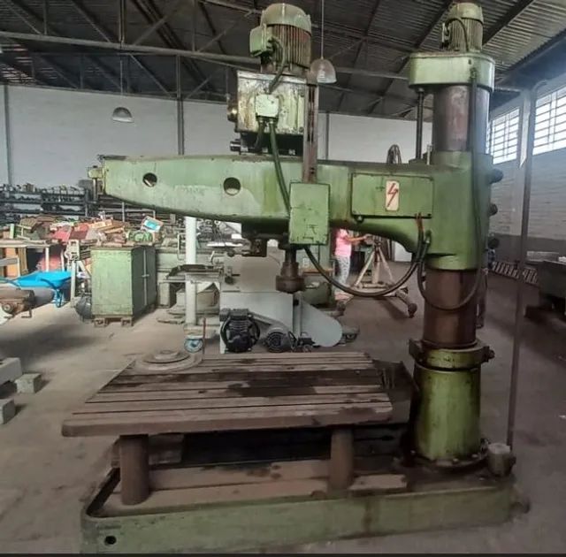 Furadeira Radial Rocco R-35-50-II Com mesa fixa  - Foto 3