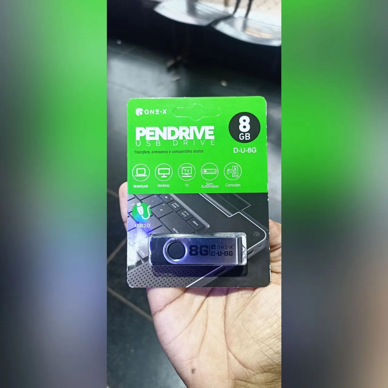 Pendrive 8GB onex (Honestidade e Qualidade Distribuidora JK Eletrônicos)