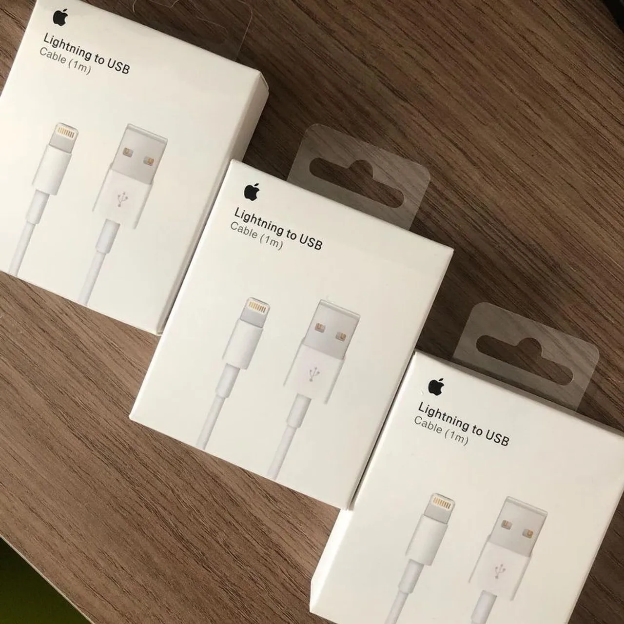 Cabo de iPhone Carregador Lightning para USB (1m) - Delivery 24 horas- Novo - Apple