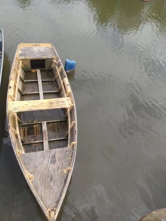 Barco  medindo 3.70 por  1.80 - Foto 2