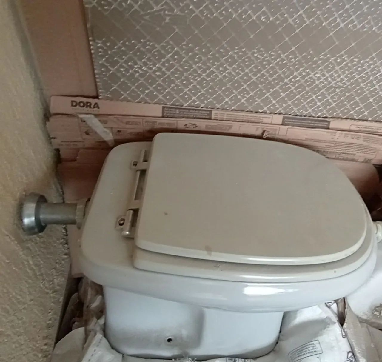 Bacia convercional Icasa completa com a base hidráulica e válvula hidra e tampa