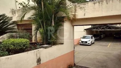 Terreno no Bairro Moinhos de Vento, 567m² , casa com 3 salas, salão aberto com churrasquei - Foto 5
