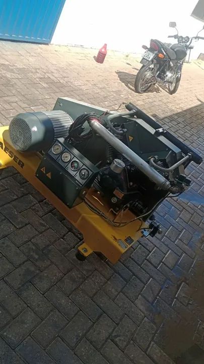 Compressor de alta pressão booster